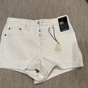 Levi's Women's Cream Jean Shorts NWT